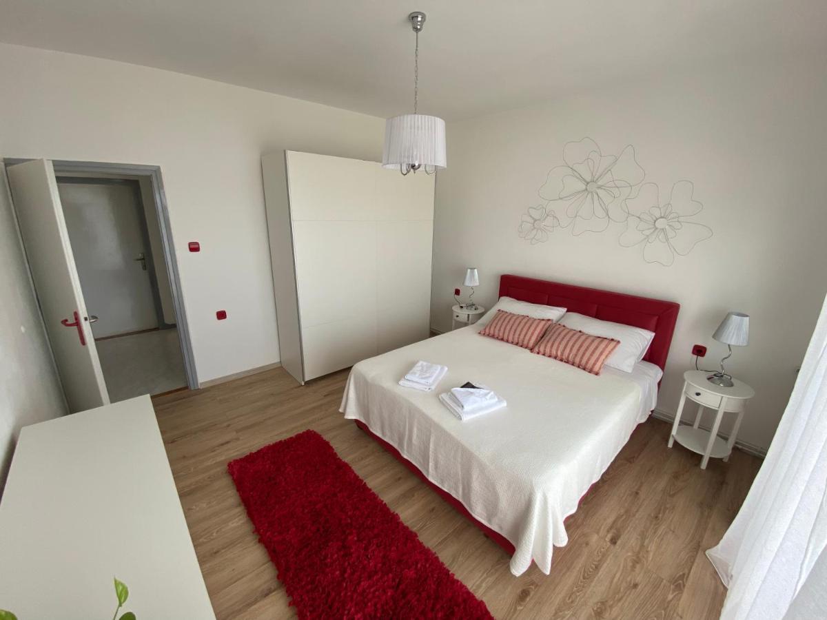 Apartman Betty Шибеник Экстерьер фото