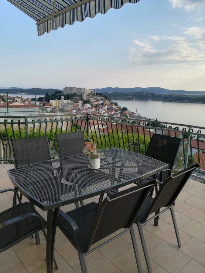 Apartman Betty Шибеник Экстерьер фото